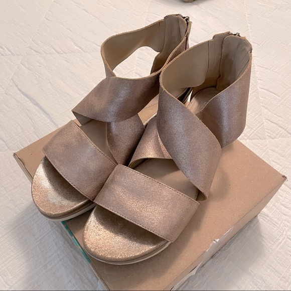 Eileen Fisher Shoes - Eileen Fisher Sport Platform Sandal